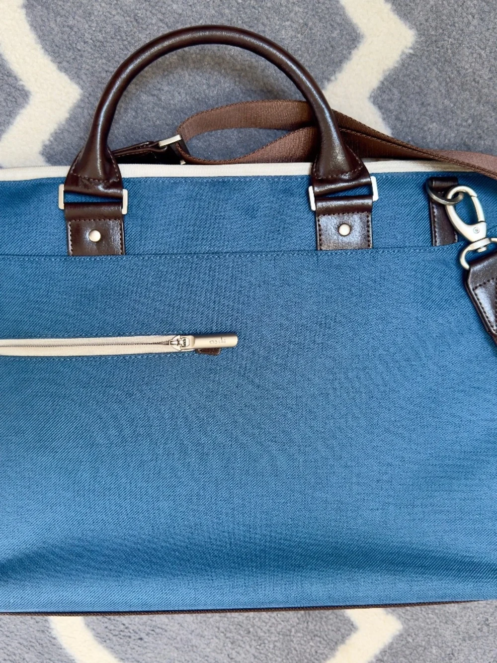 Moshi Urbana Lite Slim Laptop Bag